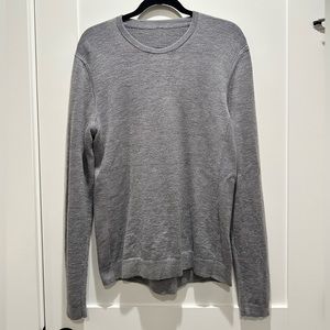 Grey Men’s Large Lululemon Longsleeve